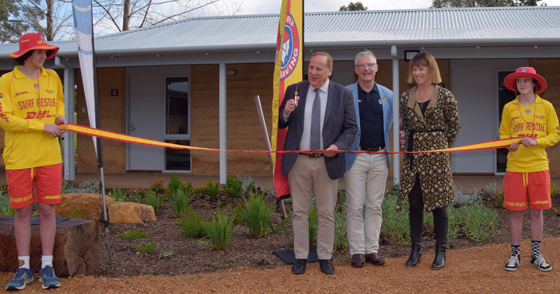Minister Punch w President of SLSWA cutting the ribbon at the official opening of the SW Development Centre.